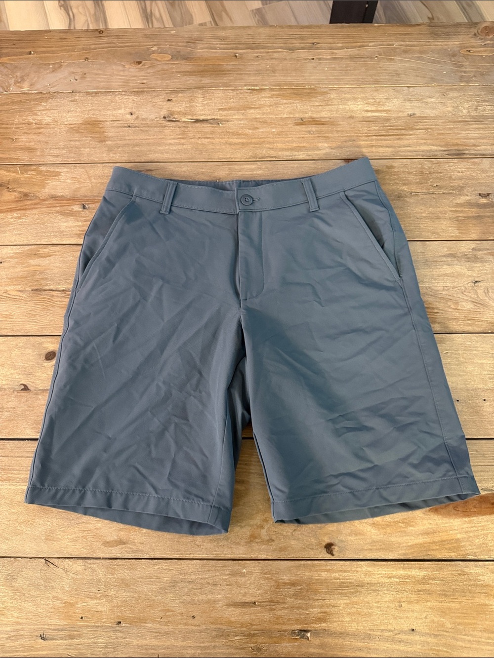 Under Armour Men's Flat Front Performance Shorts - Slate Gray